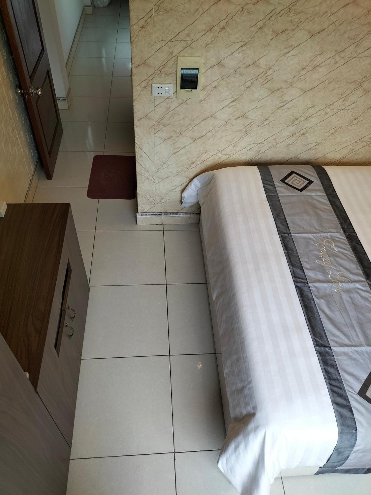 Roma Hotel Noi Bai Airport Hanoi Eksteriør bilde
